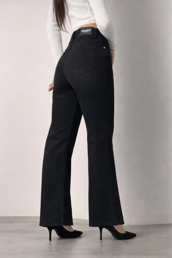 wide jeans